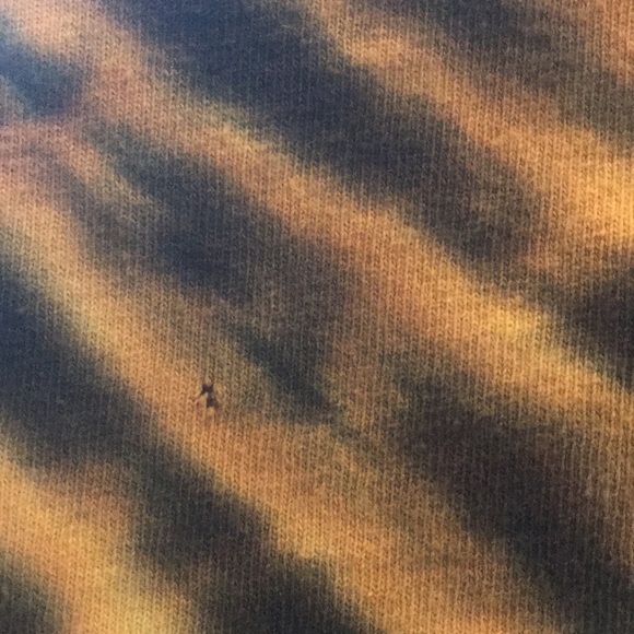 New Orleans Saints Fleur de lis tie-dyed short sleeve shirt. Size Large UNISEX - Picture 7 of 7